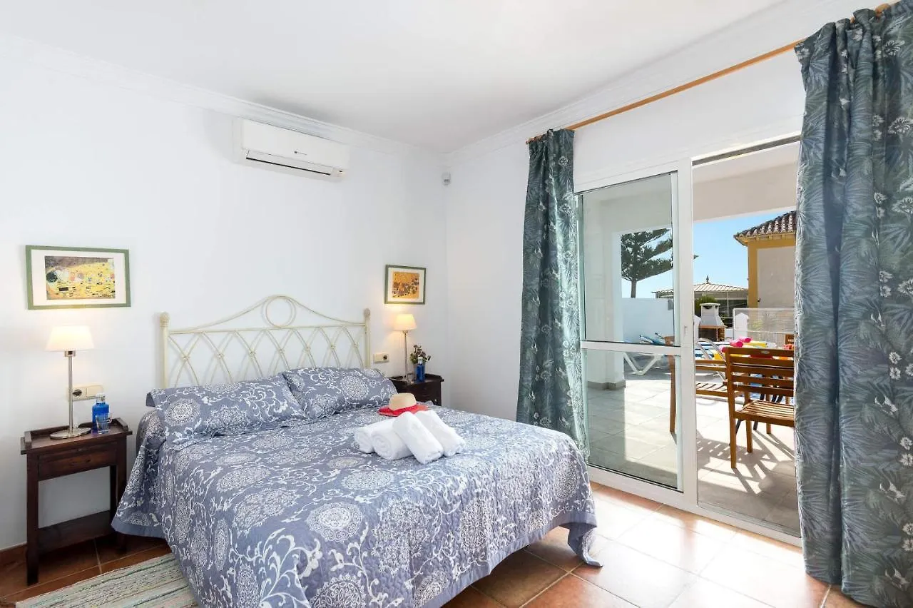 Nerja Paradise Rentals - Villa Azalea